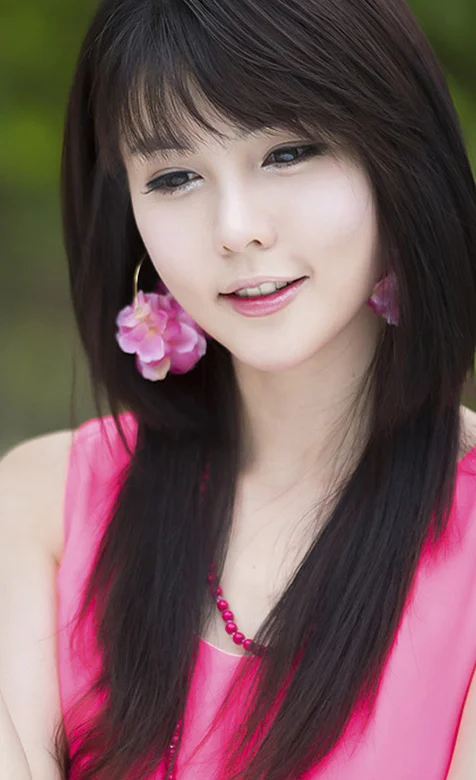 韩国超模-李智友手机壁纸下载