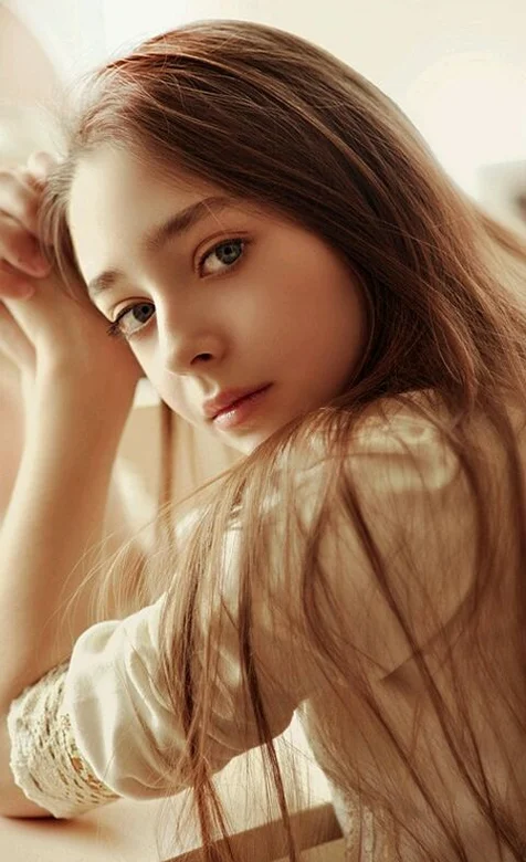 欧美清纯美女手机壁纸