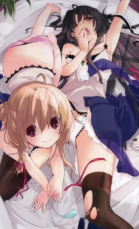 在床上的动漫少女手机壁纸