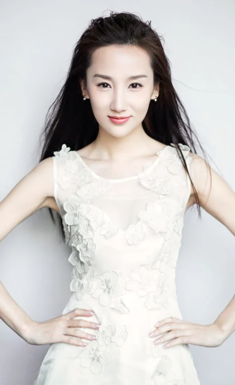 电视剧《一代枭雄》中赵素影的扮演者-高洋高清手机壁纸