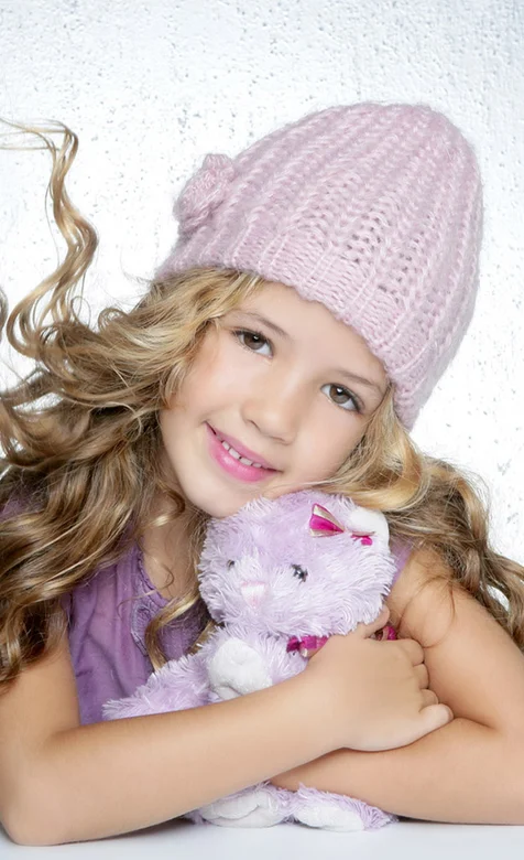 金发碧眼国外萌妹子手机图片