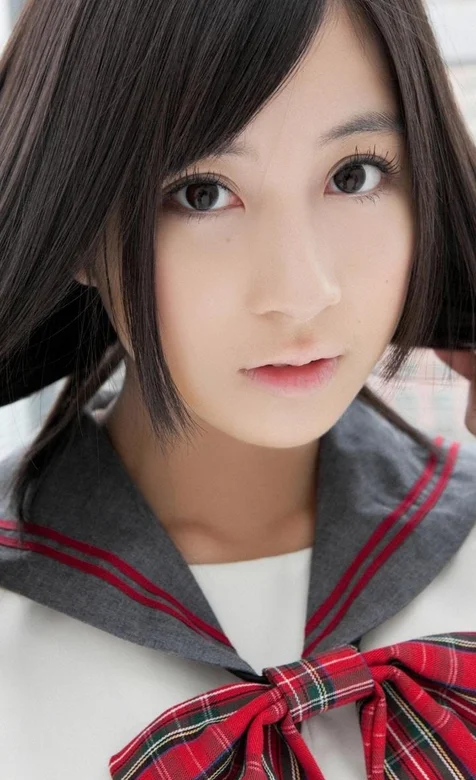 高清晰大眼学生妹手机图片