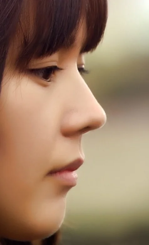 我忧伤只因我想你-治愈系美女手机桌面