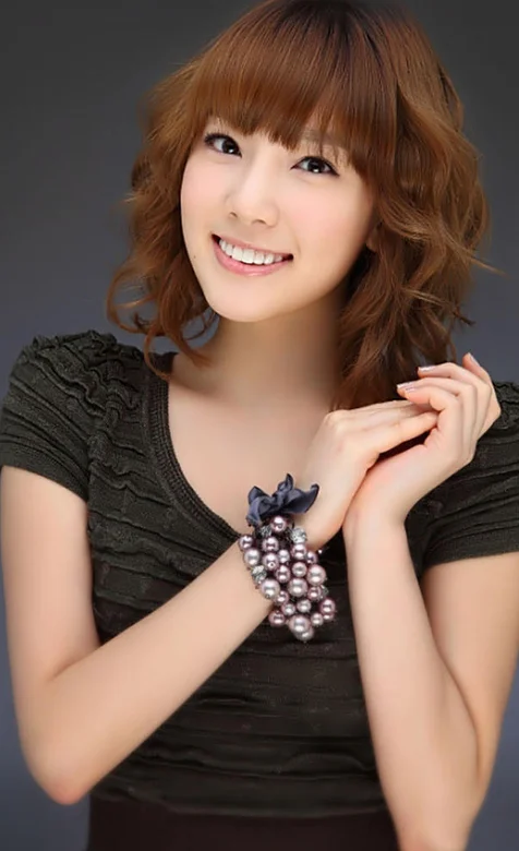 少女时代-小鬼队长高清手机桌面