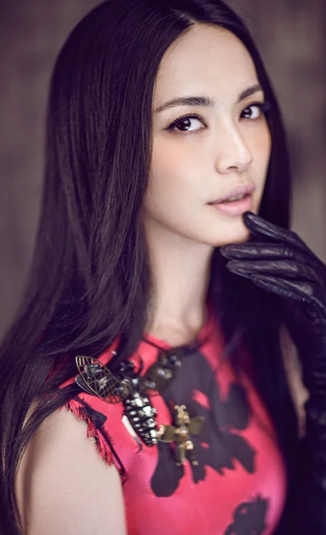 姚晨风情写真手机桌面壁纸