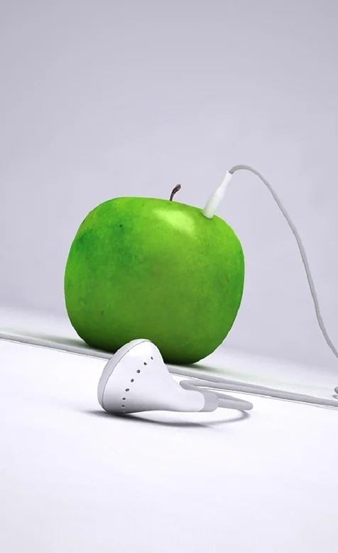 创意苹果与耳麦的手机壁纸