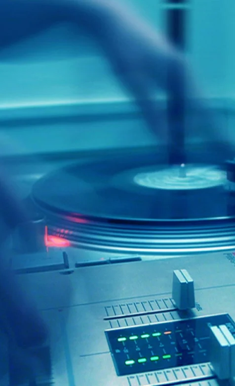 录音室创意苹果手机壁纸