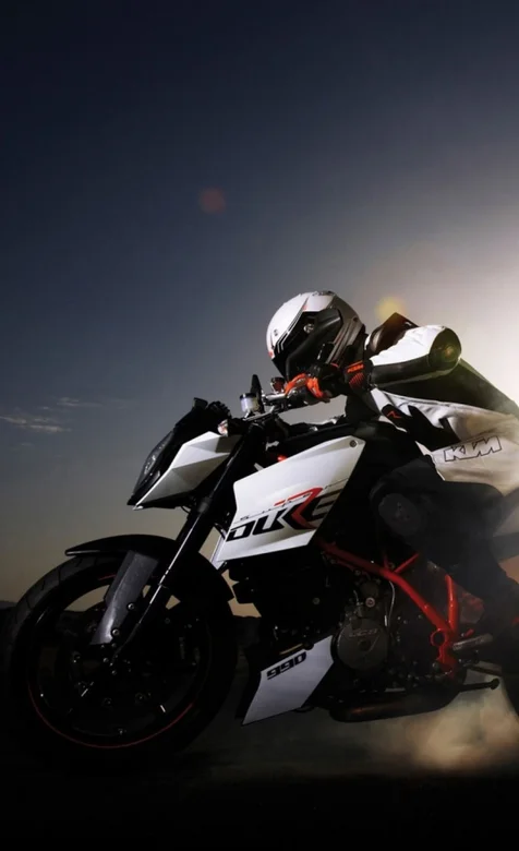 重机车骑士高清手机壁纸下载