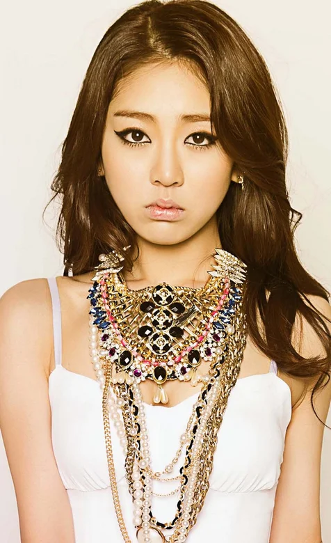 LADIES组合成员手机壁纸下载