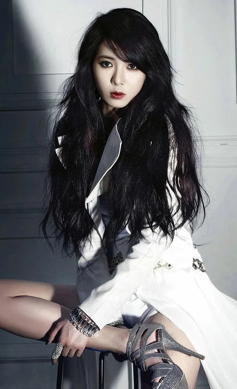 性感韩国美女明星手机桌面壁纸