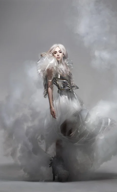 非主流美女摄影手机壁纸