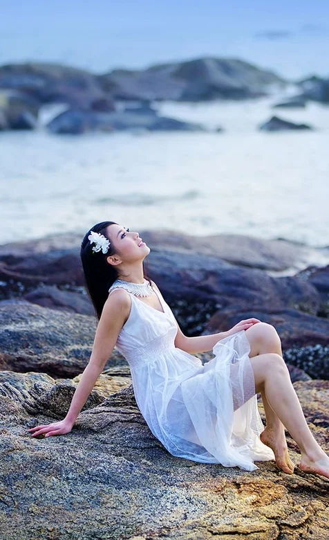 海边美女婚纱摄影手机图片