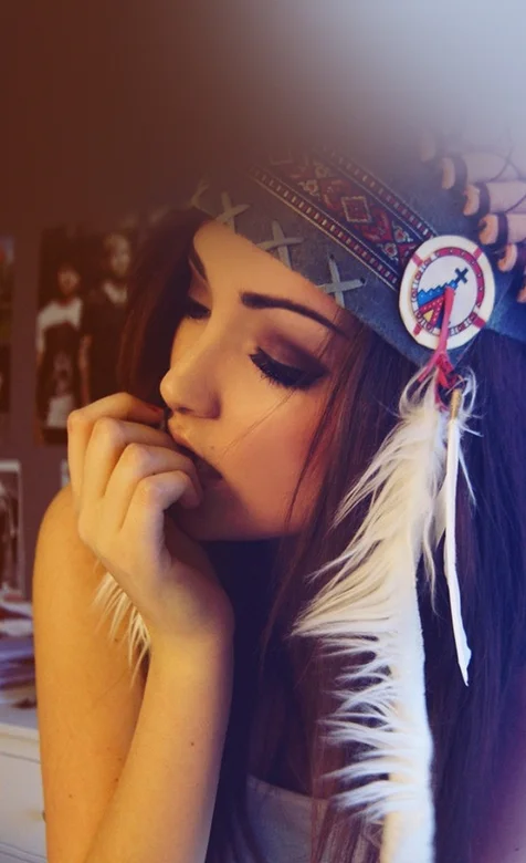 欧美非主流风美女手机背景