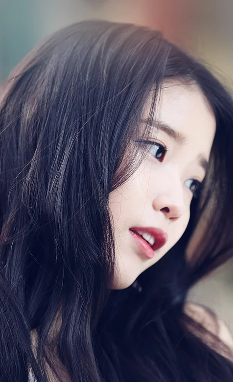 小清新美女头像手机桌面