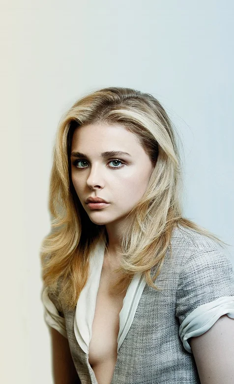 好莱坞高清美女明星深V装手机桌面背景图片