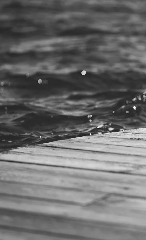 海上闸道灰色个性手机壁纸