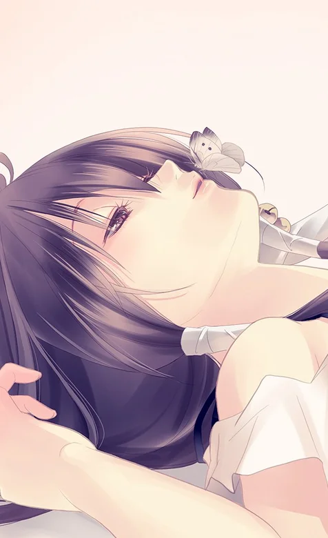 可爱的动漫美少女和蝴蝶的轻吻