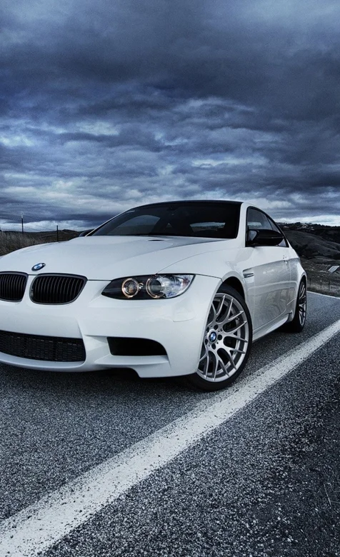 宝马530LI高清车友手机壁纸