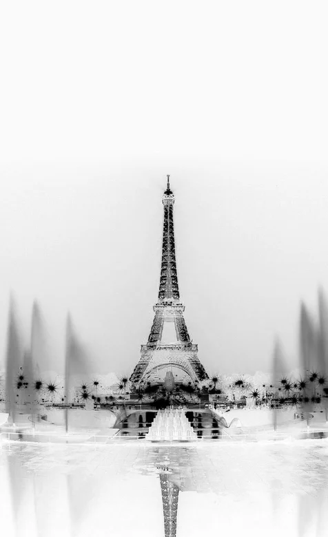 灰色系埃菲尔铁塔梦幻手机壁纸下载