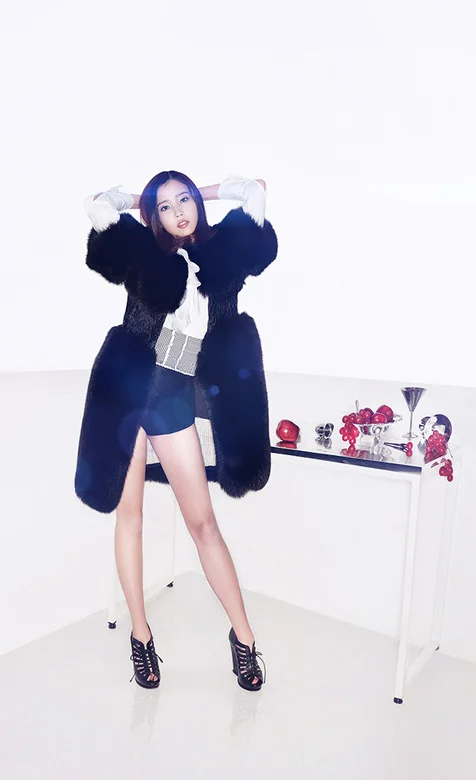 时尚冬季美女手机壁纸