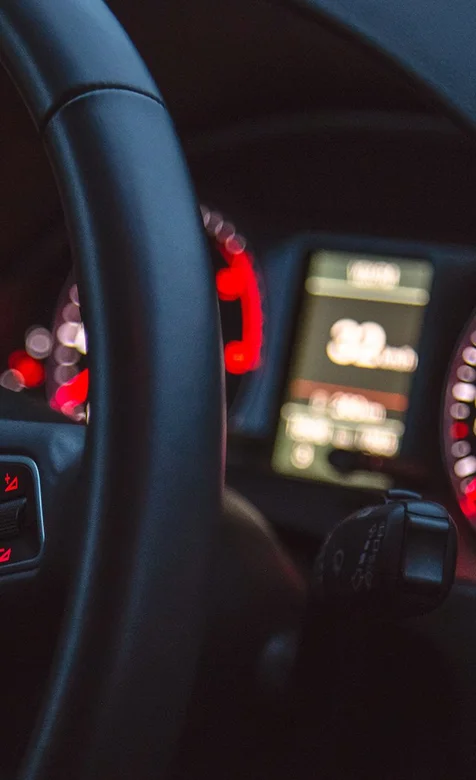 BMW中控台的手机壁纸免费下载