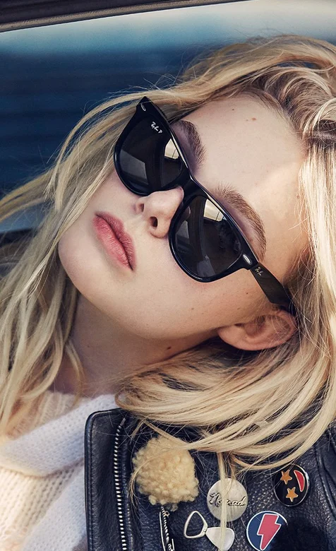 时尚酷炫带着墨镜的欧美美女