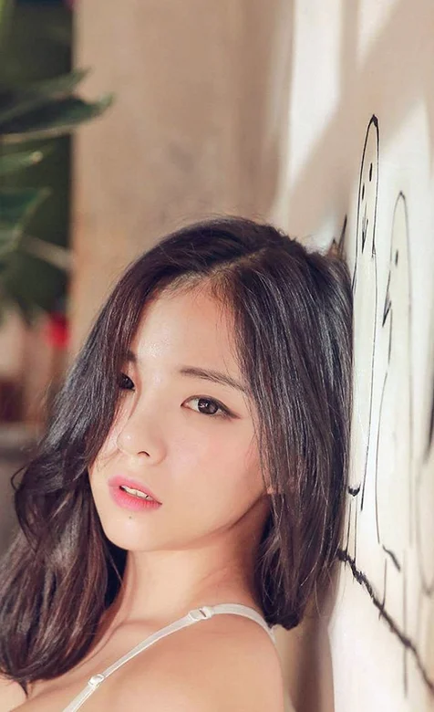 小清新的美女写真壁纸