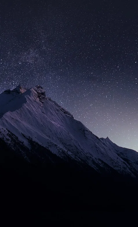 夜色下的山峰星空IPONE5手机壁纸图片