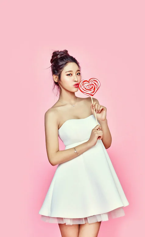 拿着糖果的可爱韩国美女手机壁纸