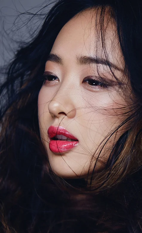 大红唇韩国妹子高清头像IPHONE6S手机壁纸下载