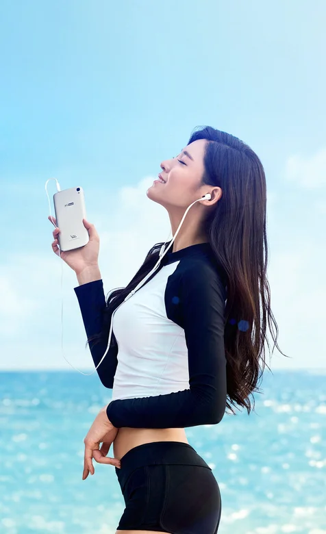 海边听着MP3的氧气韩国女神