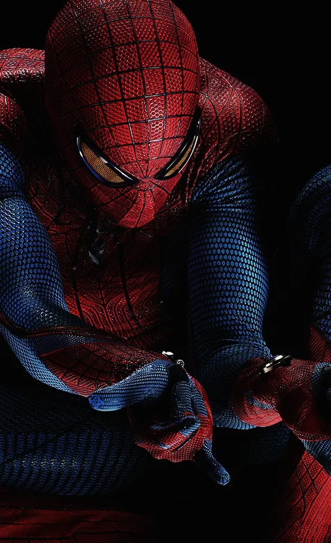 帅气超级英雄《蜘蛛侠》黑色背景手机壁纸下载