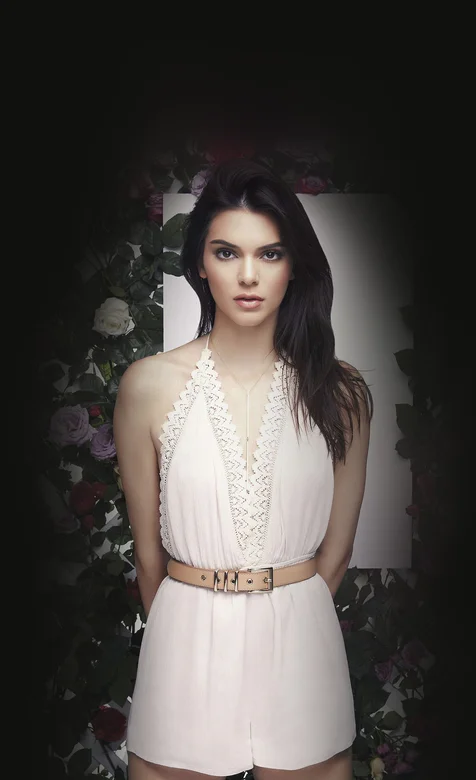 穿着白短裙的欧美清新美女