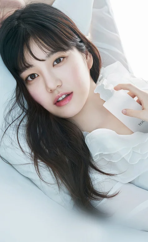 性感的少妇床照唯美手机壁纸图片