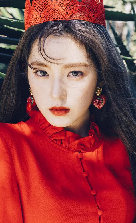 女王风美女手机壁纸免费下载