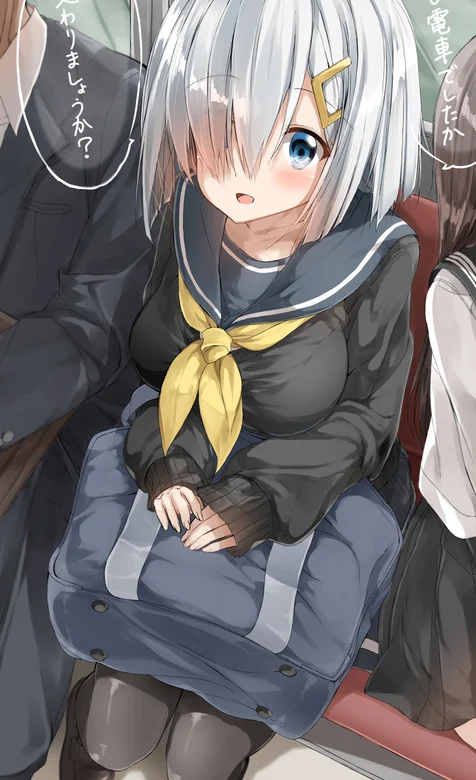 地铁上的大眼动漫学生妹图片