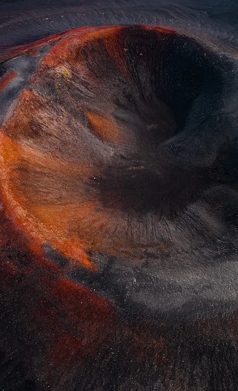 陨石撞击过的大坑手机壁纸图片