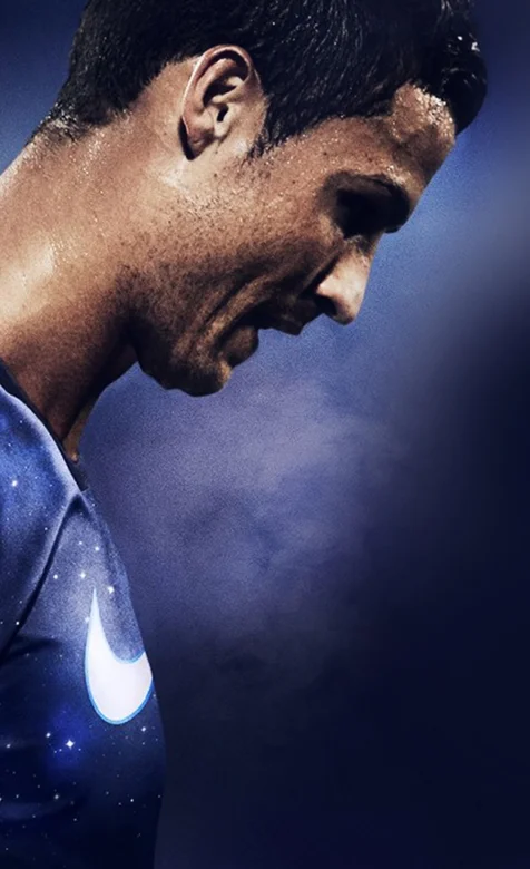 大汗淋漓的C罗的手机背景图片