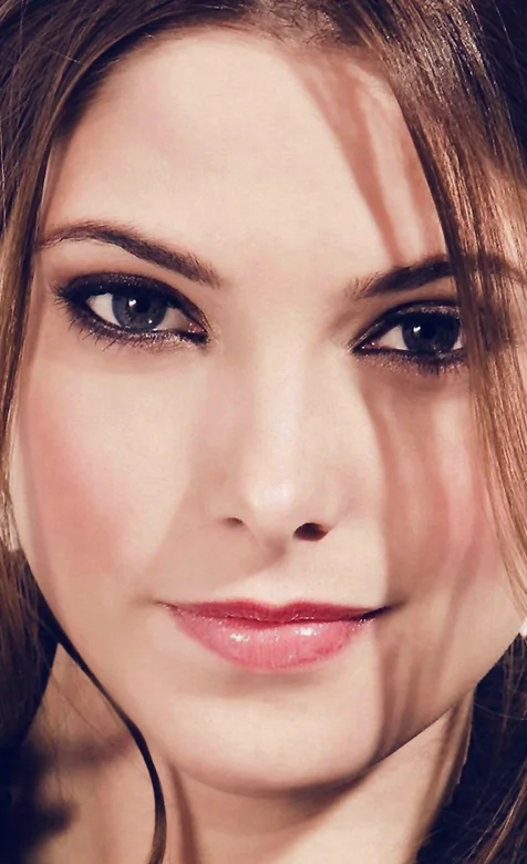 漂亮的俄罗斯美女近照手机壁纸图片