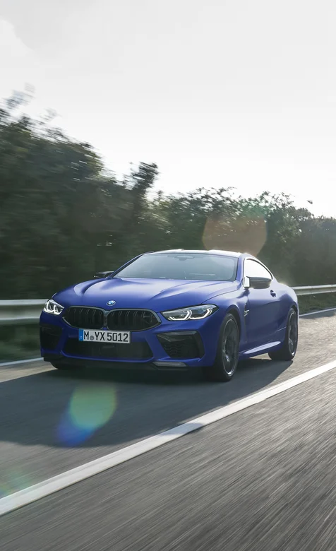 蓝色宝马2020款M系列超级跑车动态帅照