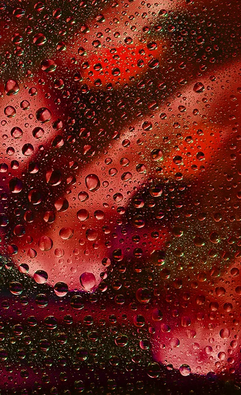 创意玻璃上的水珠唯美特写手机壁纸