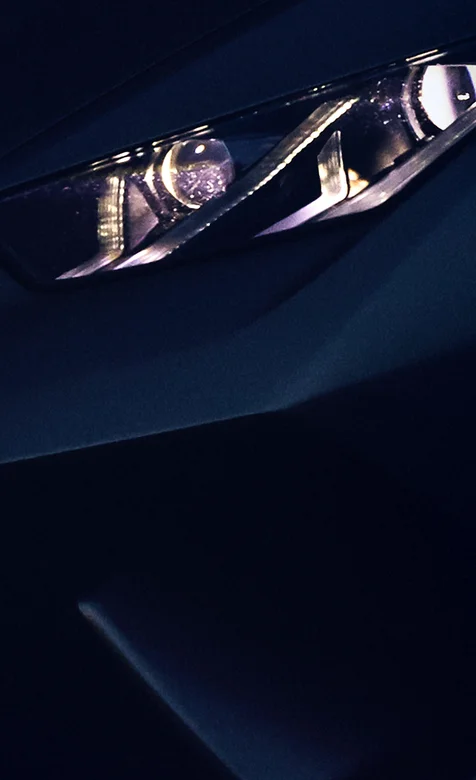 名车车灯特写手机壁纸之“兰博基尼”头灯