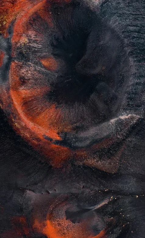 黑色的沙漏类似火山口的手机壁纸