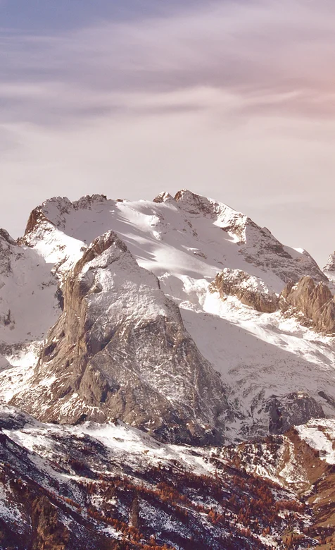 经典雪山封顶的风景手机壁纸