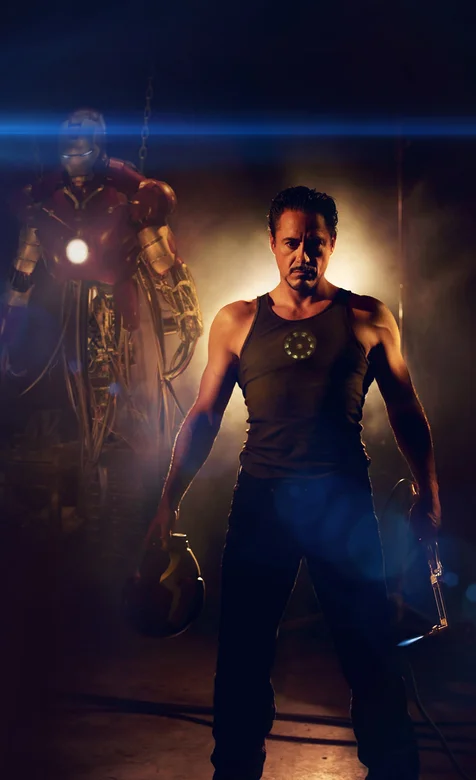 影视钢铁侠托尼和他的战甲帅气手机壁纸
