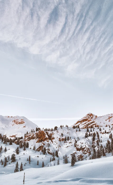 雪山奇观，白茫茫的让人心平静的手机壁纸