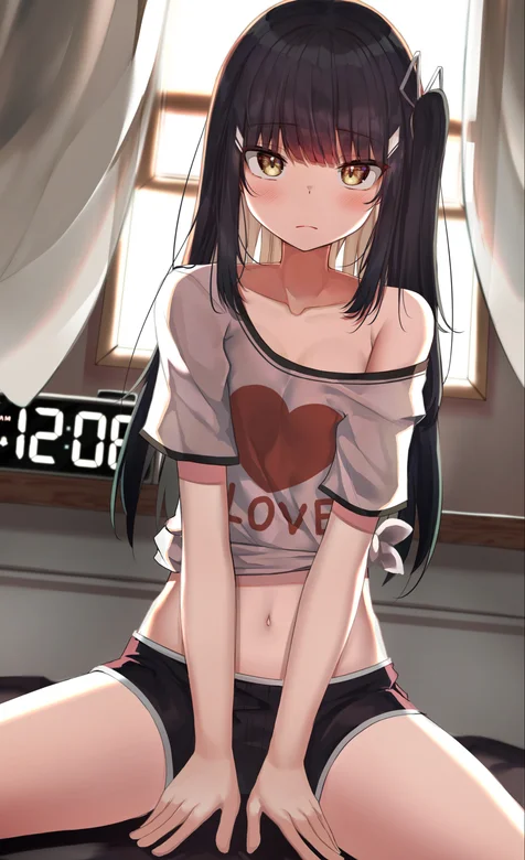 穿爱心露脐装T恤的大眼二次元动漫少女手机壁纸