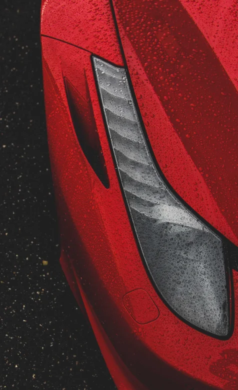 红色跑车的高科技大灯高清手机壁纸