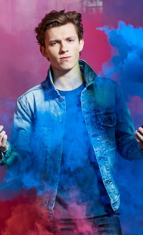 粉尘冲撞创意摄影蜘蛛侠主演荷兰弟汤姆·赫兰德