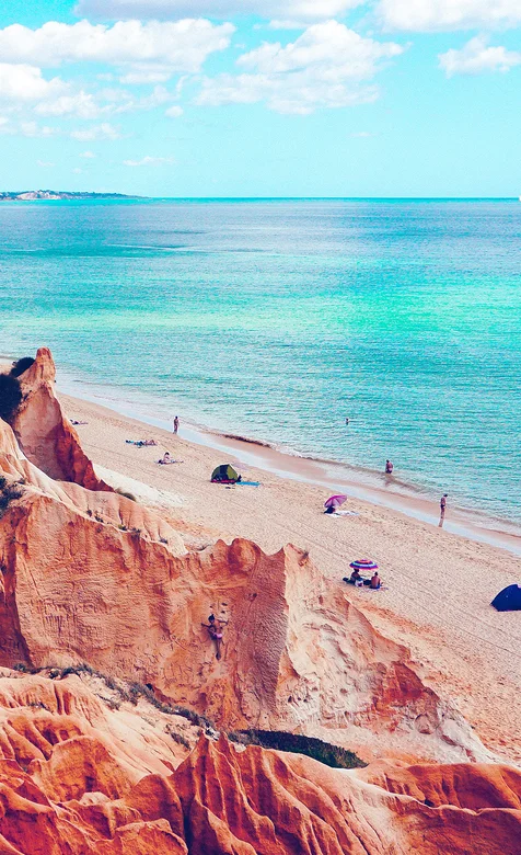 蔚蓝的大海，美丽的沙滩风景